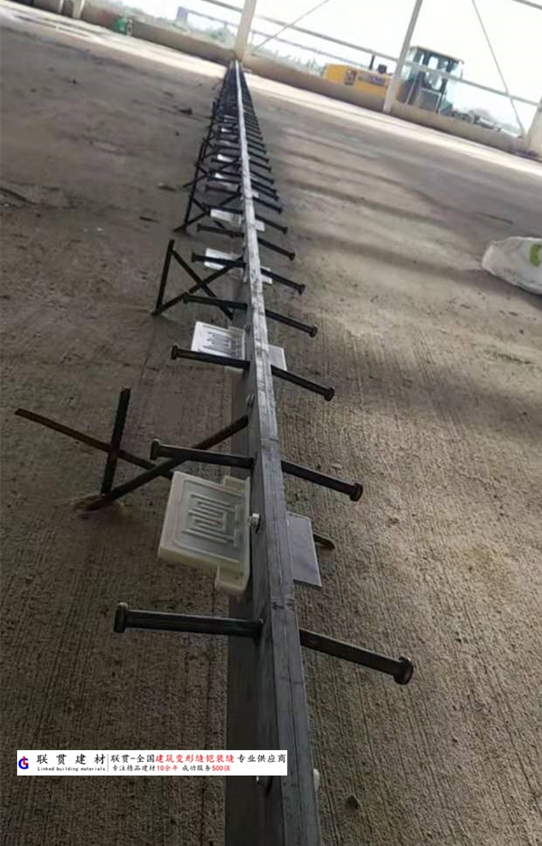 成品鎧裝縫.jpg
